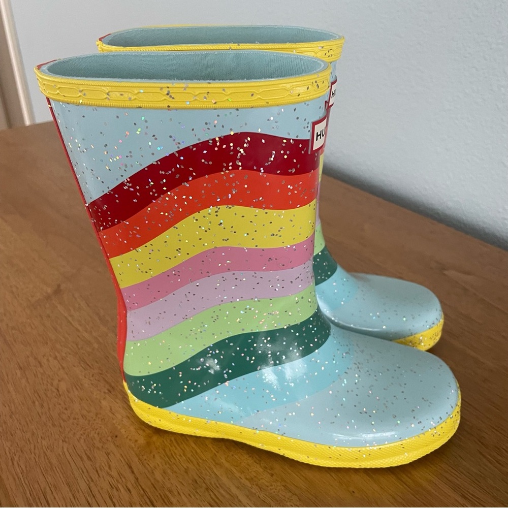 NIB Hunter Kids Original First Classic Rainbow Glitter Sky Stripe Size 12B/13G - Picture 3 of 7